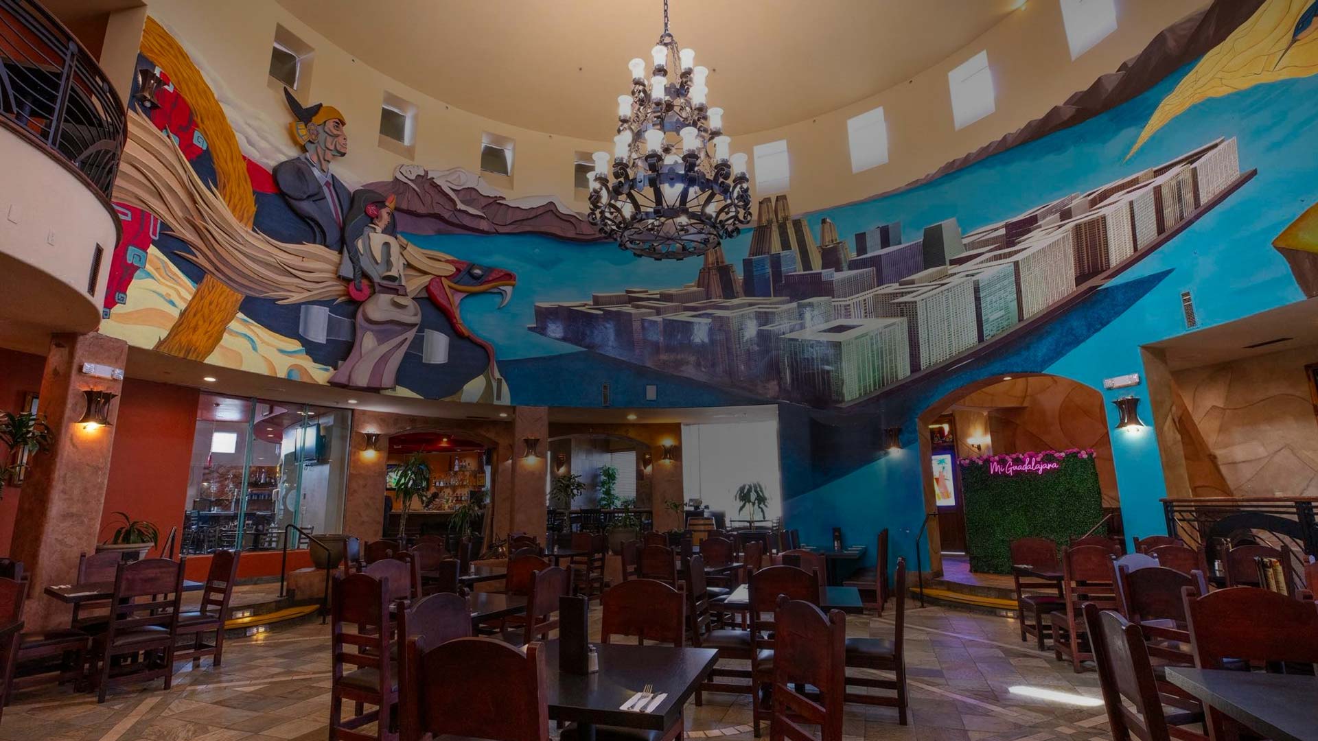 Mi Guadalajara Mexican Restaurant dining room.